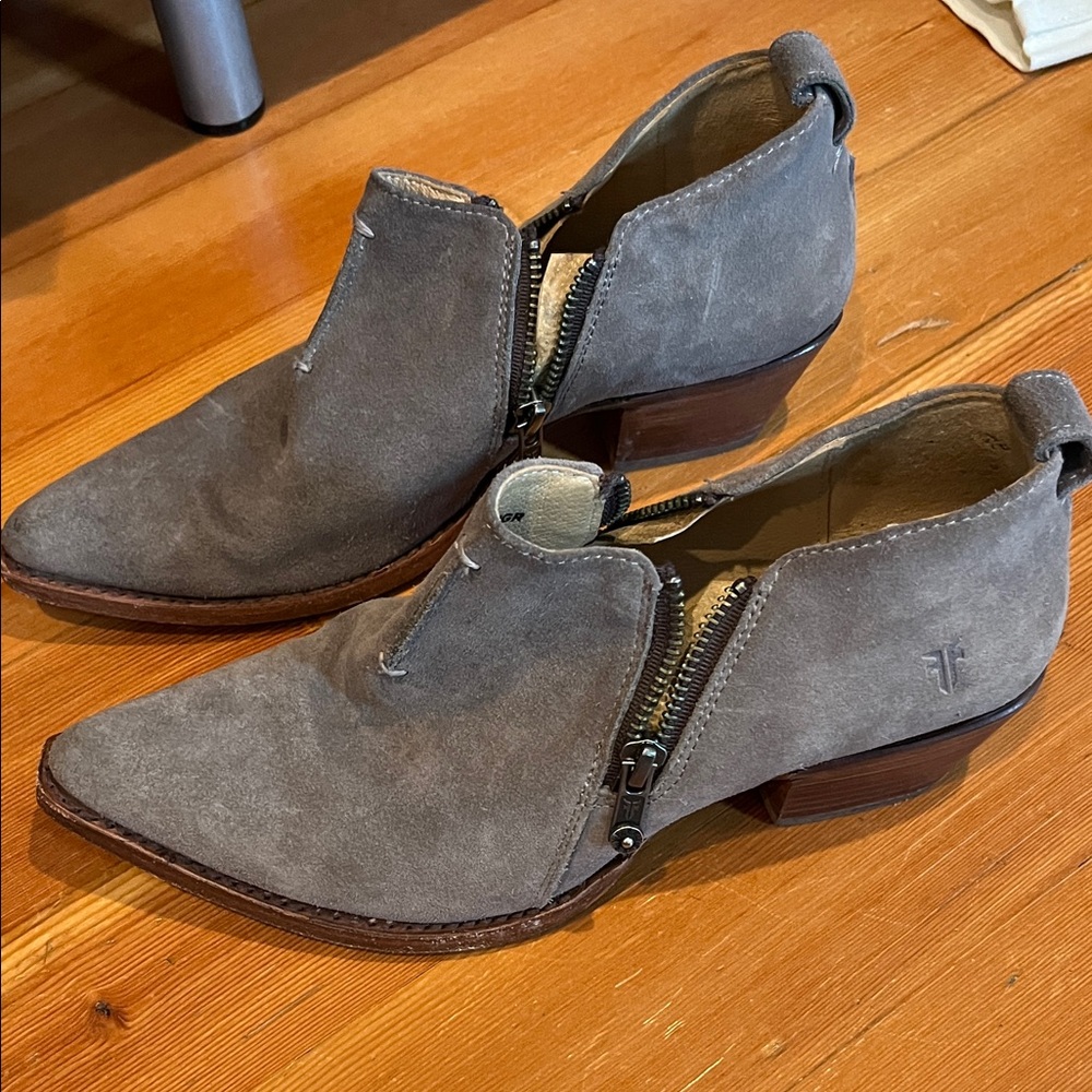 Frye Gray Suede Footwear